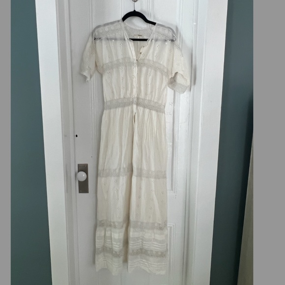 Ulla Johnson Dresses & Skirts - Stunning Ulla Johnson white maxi dress
